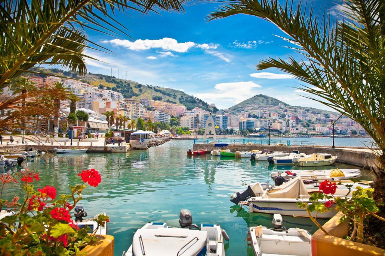 Guesthouse Central Sarande - 777 Екстер'єр фото