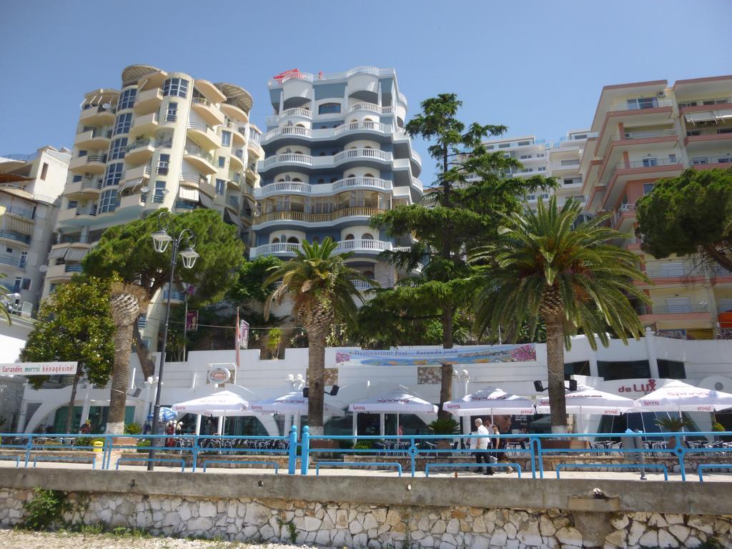 Guesthouse Central Sarande - 777 Екстер'єр фото