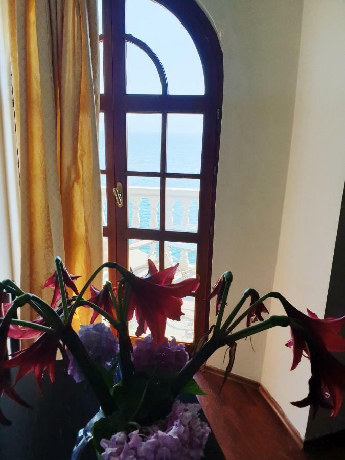 Guesthouse Central Sarande - 777 Екстер'єр фото